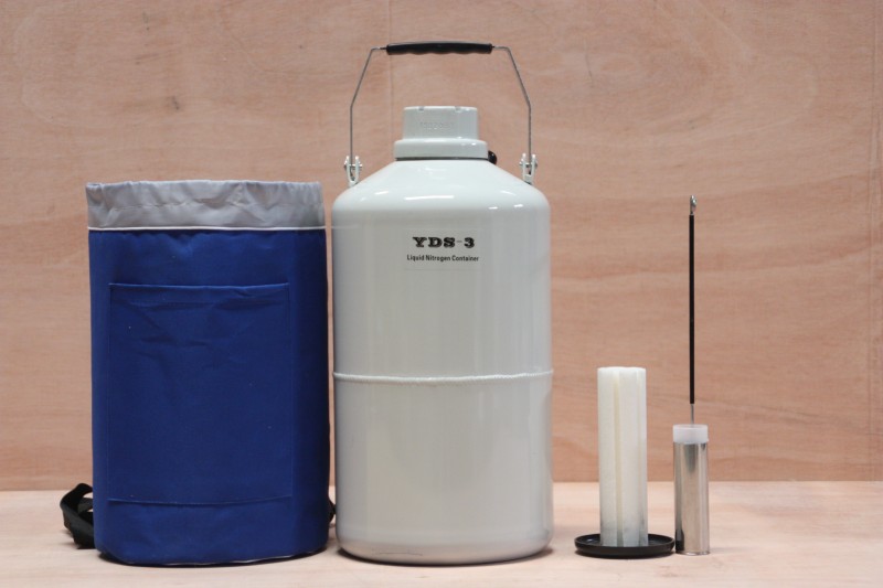 山东临沂客户订购YDS-3型号液氮罐(美容院用