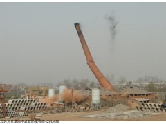 45米砖厂烟囱爆破费用,爆破大烟囱多少钱,旧砖窑烟筒定向爆破
