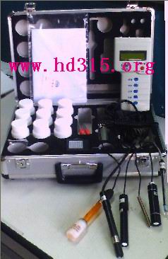 便携式水质分析仪（温度 盐度 溶氧度 ｐＨ 氨氮 ）